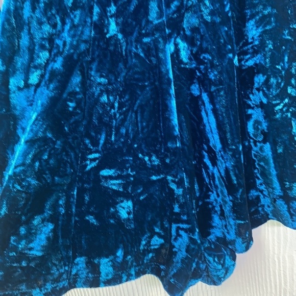 BeBop - Blue Velvet Short Long Sleeve Romper Size XS - Picture 5 of 10